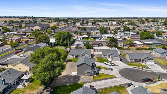 928 N Washington Court, Moses Lake, WA 98837