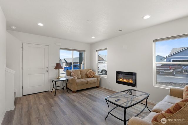 928 N Washington Court, Moses Lake, WA 98837