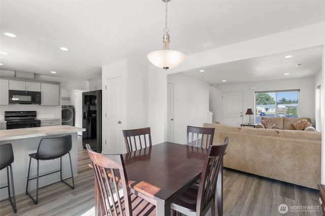 928 N Washington Court, Moses Lake, WA 98837