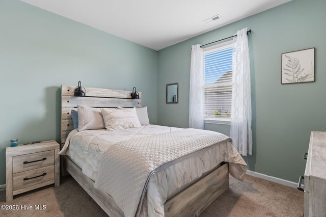 2521 Sandy Banks Lane, Wilmington, NC 28401