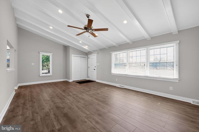 17 WILKINS STATION RD, Medford, NJ 08055