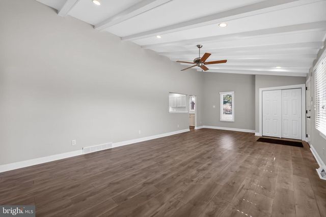 17 WILKINS STATION RD, Medford, NJ 08055