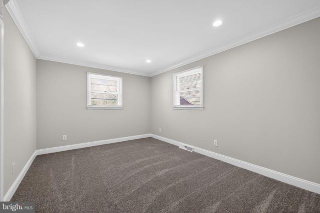 17 WILKINS STATION RD, Medford, NJ 08055