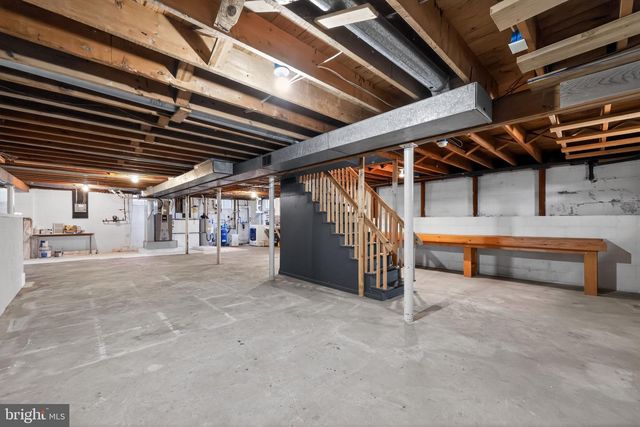 17 WILKINS STATION RD, Medford, NJ 08055