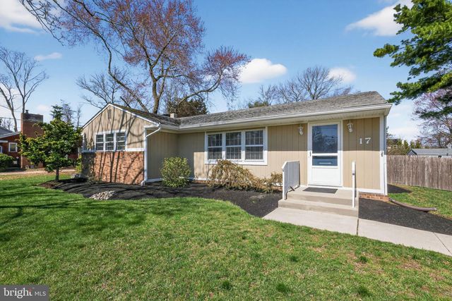 17 WILKINS STATION RD, Medford, NJ 08055