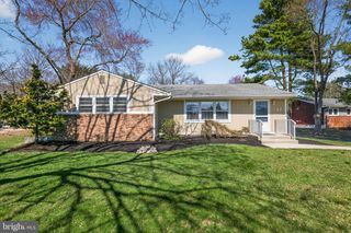 17 WILKINS STATION RD, Medford, NJ 08055