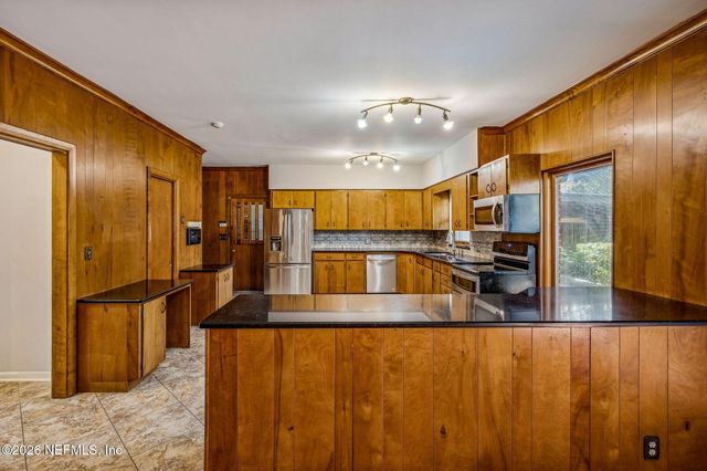 4768 QUEEN Lane, Jacksonville, FL 32210