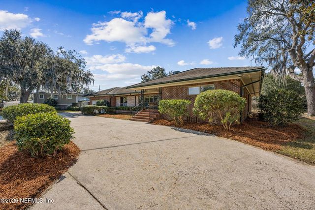 4768 QUEEN Lane, Jacksonville, FL 32210