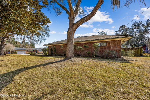 4768 QUEEN Lane, Jacksonville, FL 32210