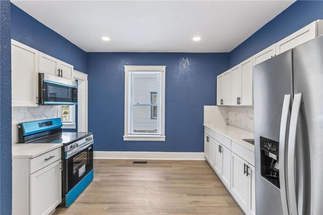 11209 Chicago Avenue, Sugar Creek, MO 64054