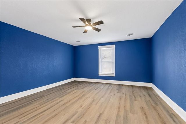 11209 Chicago Avenue, Sugar Creek, MO 64054