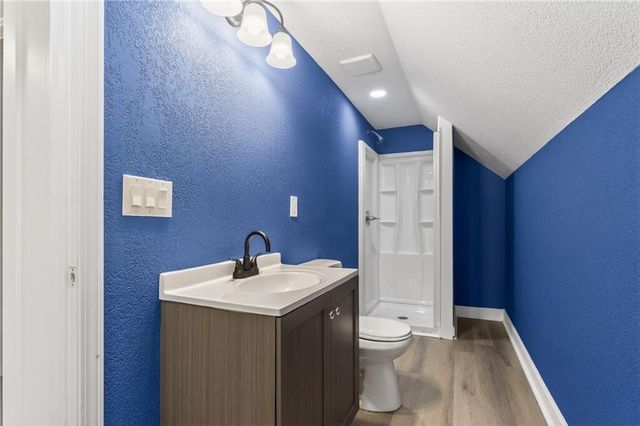 11209 Chicago Avenue, Sugar Creek, MO 64054