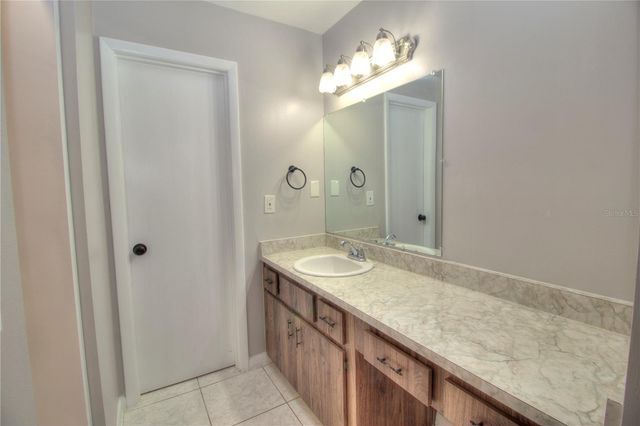 10182 SW 87TH TERRACE, Ocala, FL 34481