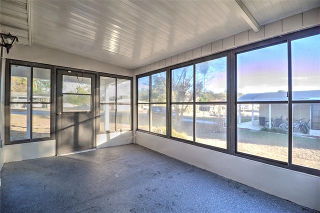 10182 SW 87TH TERRACE, Ocala, FL 34481