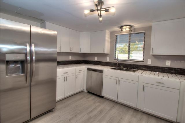 10182 SW 87TH TERRACE, Ocala, FL 34481