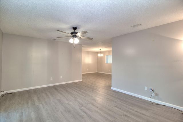 10182 SW 87TH TERRACE, Ocala, FL 34481