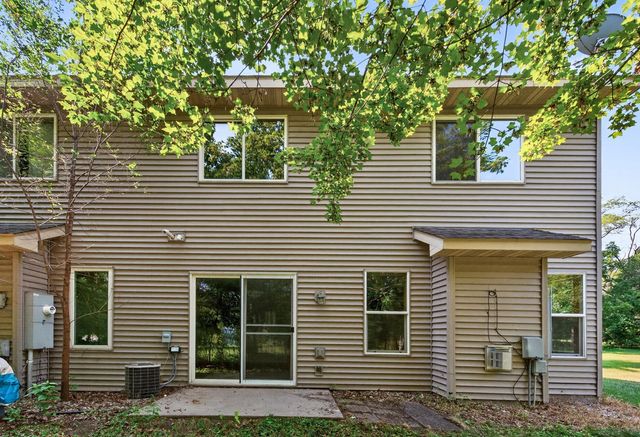 833 Glen Terrace, Newport, MN 55055