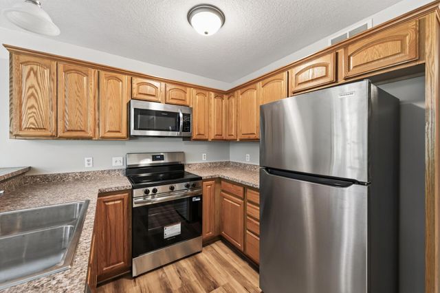 833 Glen Terrace, Newport, MN 55055