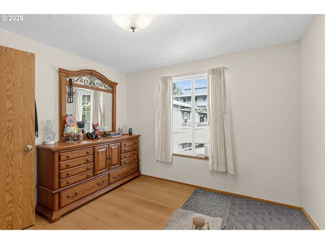 13052 Se CORA St, Portland, OR 97236