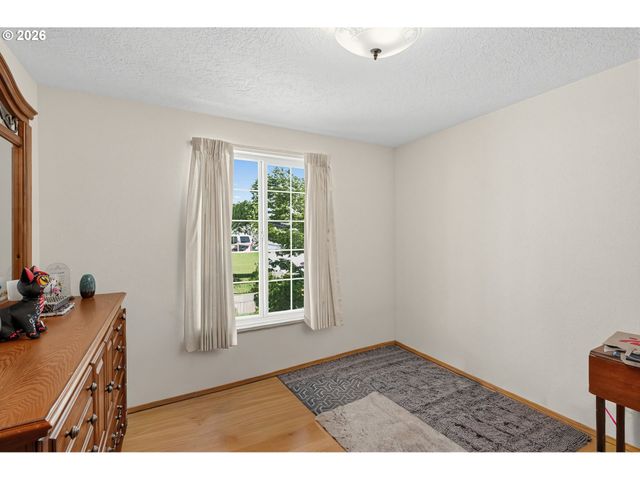 13052 Se CORA St, Portland, OR 97236