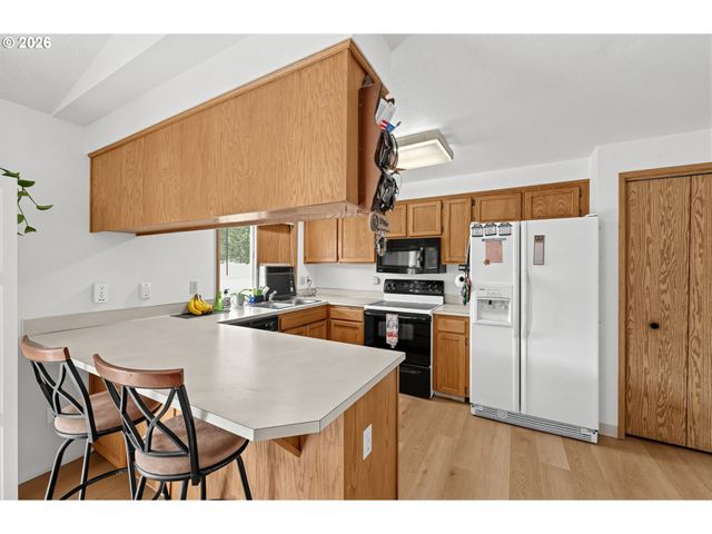 13052 Se CORA St, Portland, OR 97236