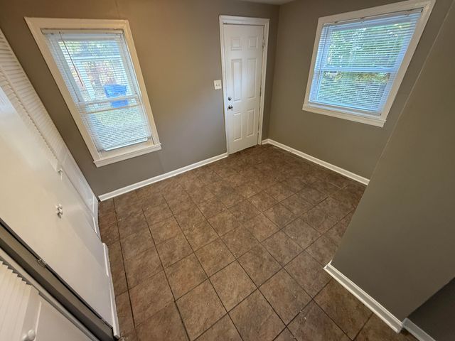 2216 Goulson Avenue, Warren, MI 48091