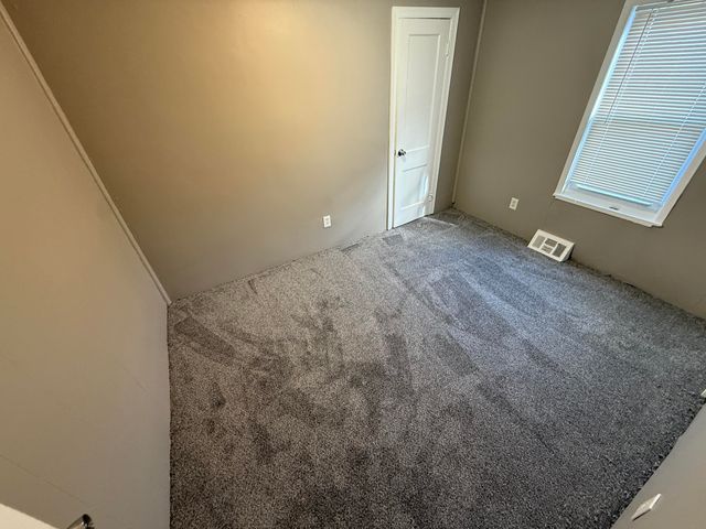 2216 Goulson Avenue, Warren, MI 48091