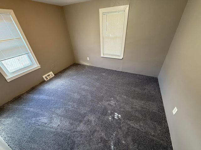 2216 Goulson Avenue, Warren, MI 48091