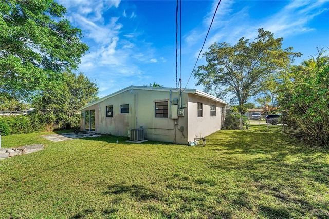 401 SW 25th Avenue, Fort Lauderdale, FL 33312