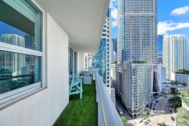 1155 Brickell Bay Dr 2004, Miami, FL 33131