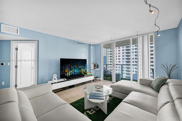 1155 Brickell Bay Dr 2004, Miami, FL 33131