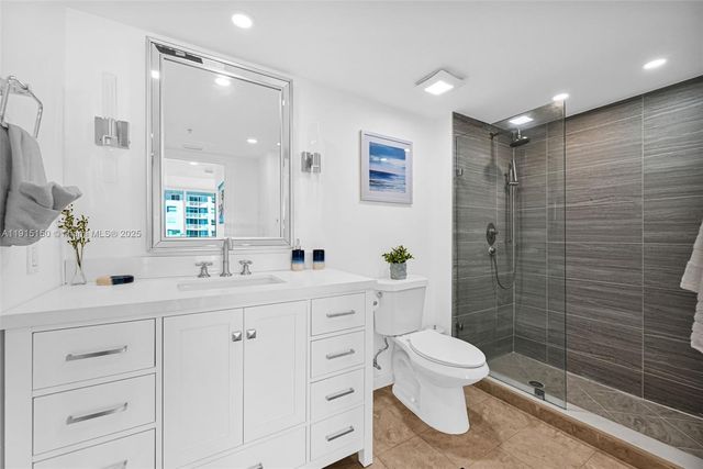 1155 Brickell Bay Dr 2004, Miami, FL 33131