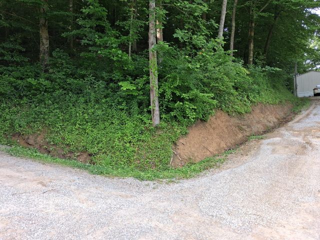 2764 State Highway 229, Barbourville, KY 40906