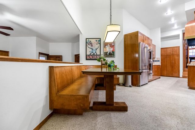 3735 W Woodside Avenue, Visalia, CA 93291