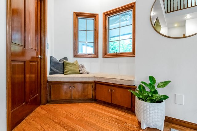 3735 W Woodside Avenue, Visalia, CA 93291