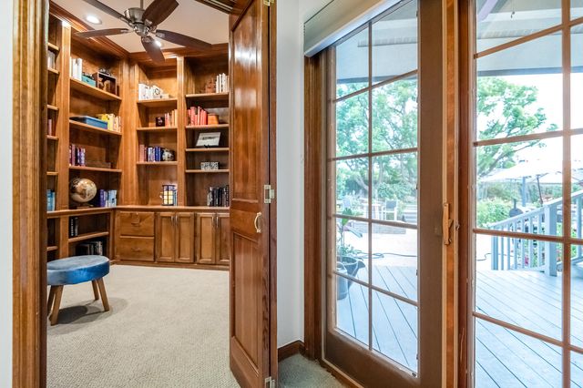 3735 W Woodside Avenue, Visalia, CA 93291