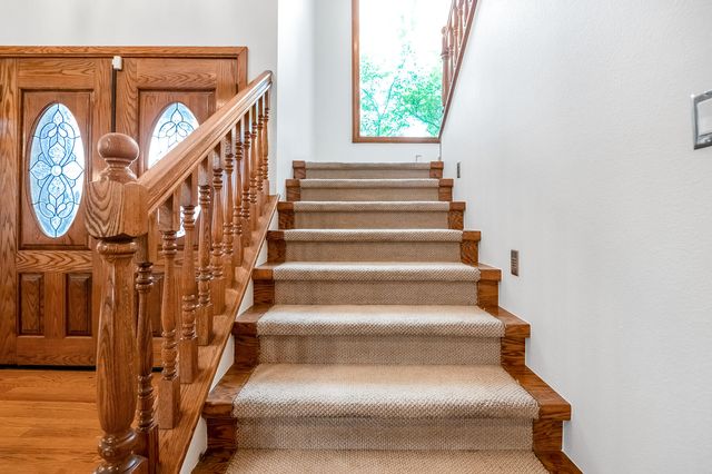 3735 W Woodside Avenue, Visalia, CA 93291