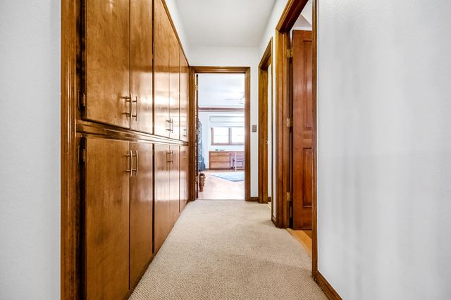 3735 W Woodside Avenue, Visalia, CA 93291