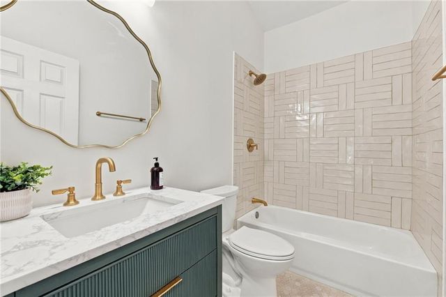 870 Muirfield Trace, Marietta, GA 30068