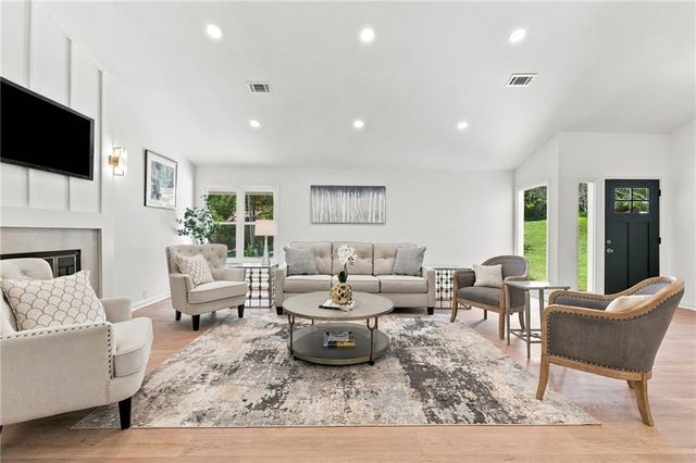 870 Muirfield Trace, Marietta, GA 30068