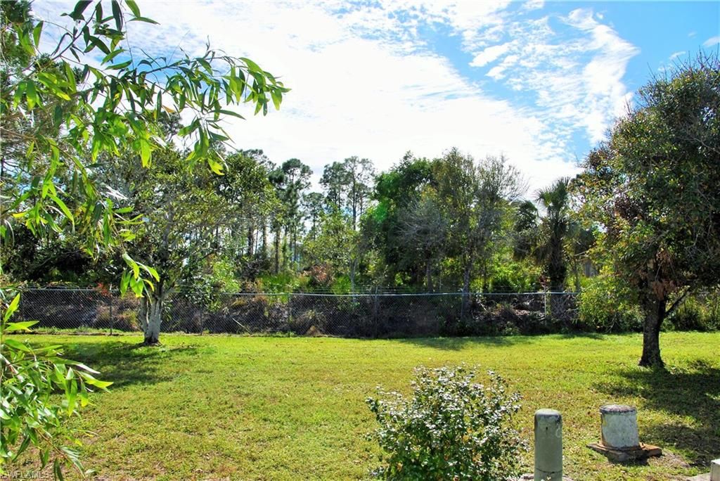 422 Snead DR, NORTH FORT MYERS, FL 33903 — photo 5