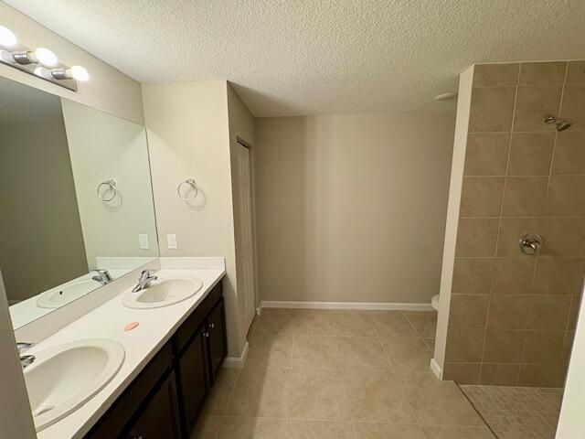 202 SW Aldoro Place, Port St. Lucie, Port St Lucie, FL 34953