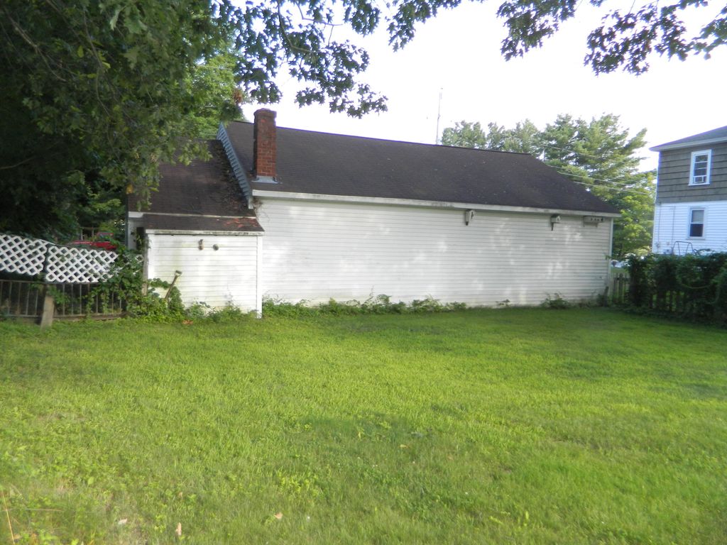 11 Wilson Street, Sanford, ME 04073 — photo 4