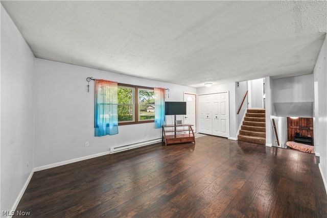 5305 Beechwood Road, Ravenna, OH 44266