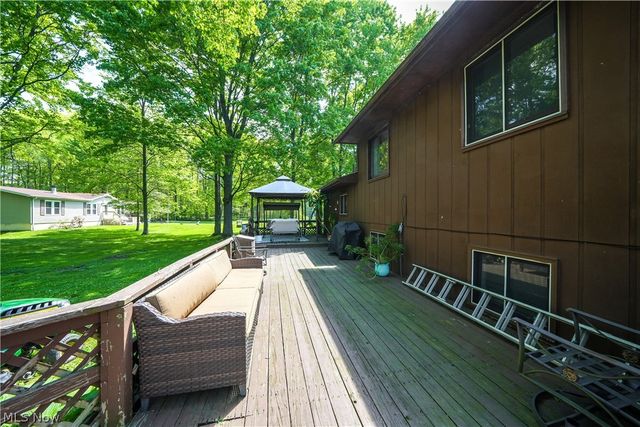 5305 Beechwood Road, Ravenna, OH 44266