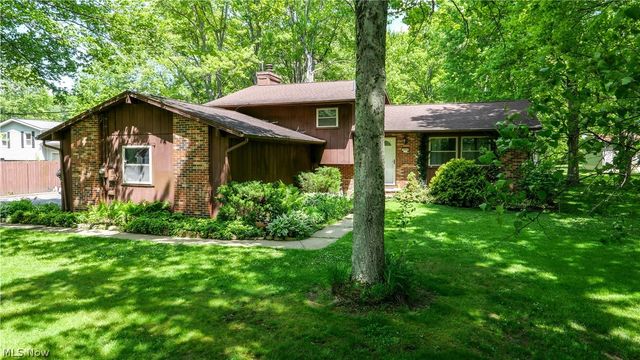 5305 Beechwood Road, Ravenna, OH 44266