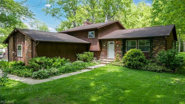 5305 Beechwood Road, Ravenna, OH 44266