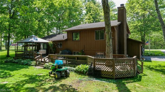 5305 Beechwood Road, Ravenna, OH 44266