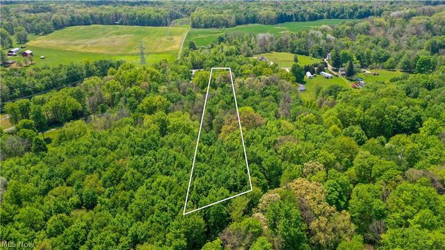 5305 Beechwood Road, Ravenna, OH 44266