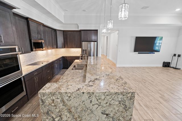 82 Hubble Lane, Satellite Beach, FL 32937